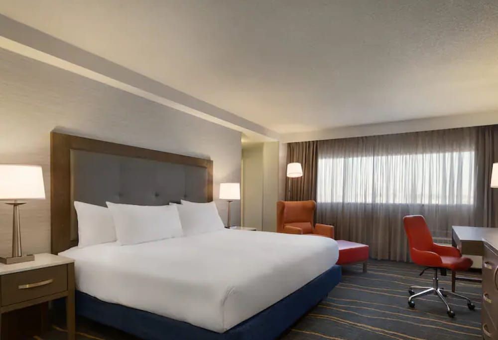 One King Bed, Non-Smoking