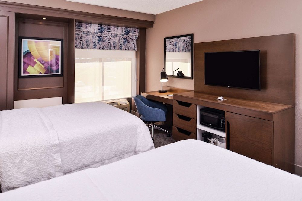 2 Doubles Beds