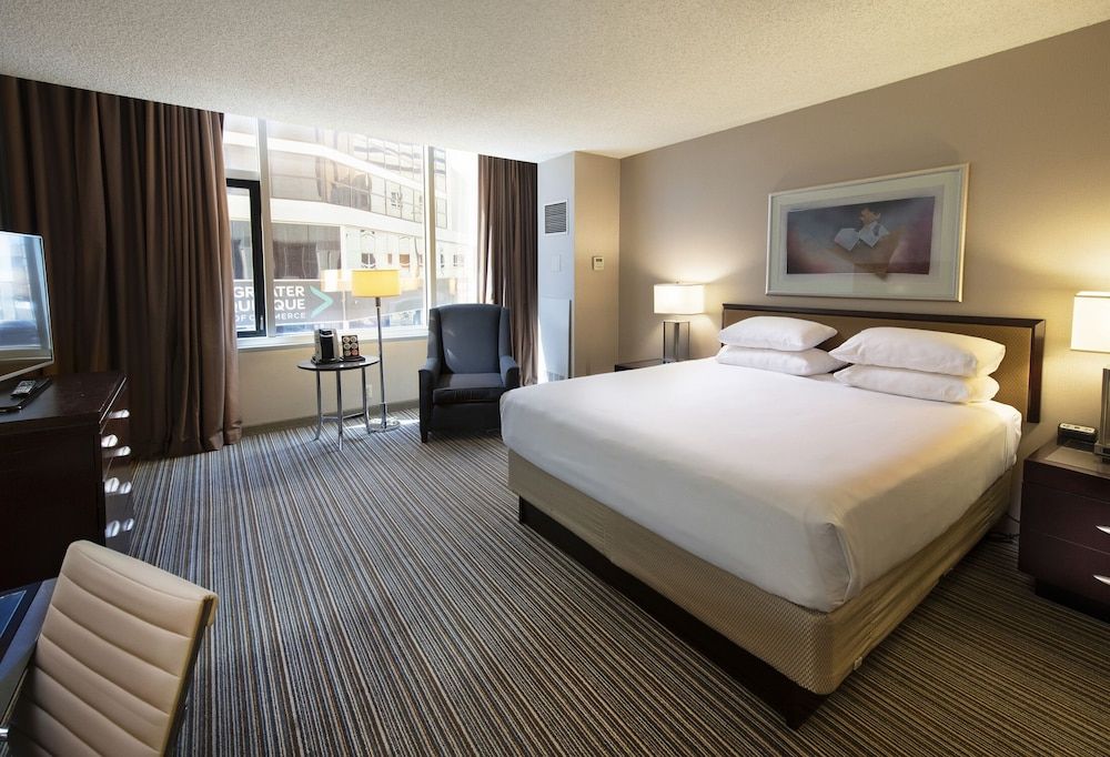 Suite (The Mayor)