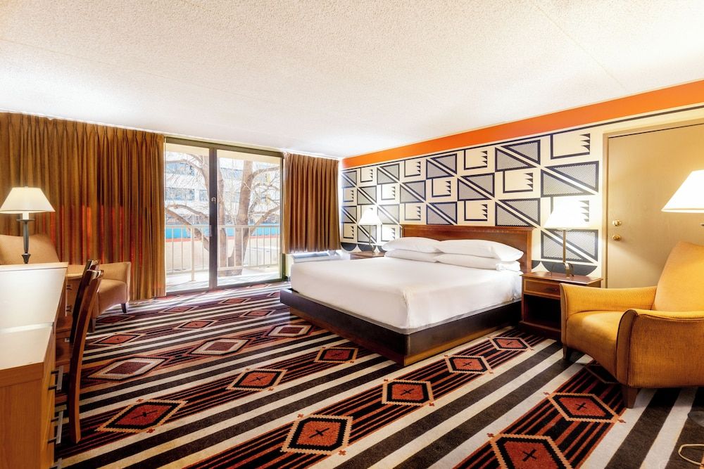 Junior Suite (Artist)