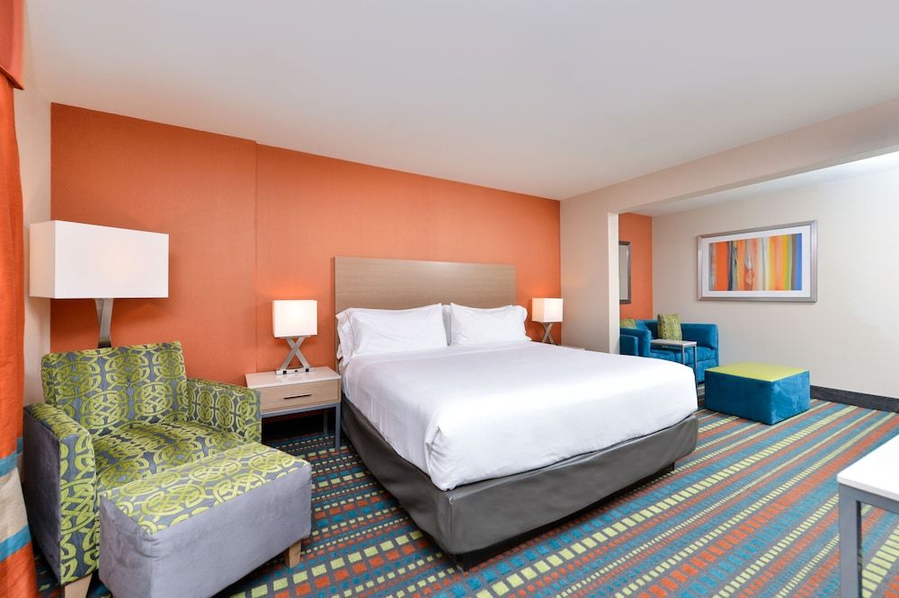 Standard Room, 1 King Bed with Sofa bed