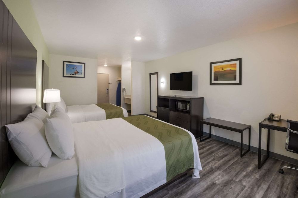 Standard Room, 2 Queen Beds, Non Smoking