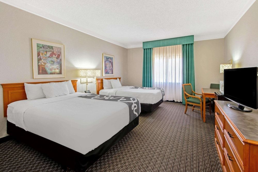 Room, 2 Double Beds, Accessible, Non Smoking (Mobility Accessible)