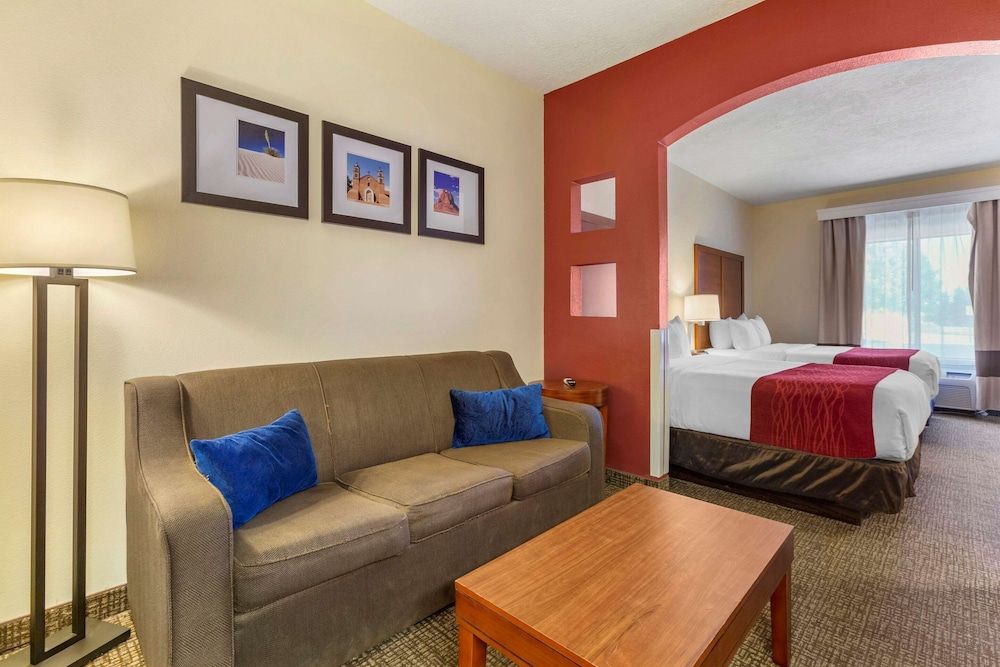 Suite, 2 Queen Beds, Accessible, Non Smoking