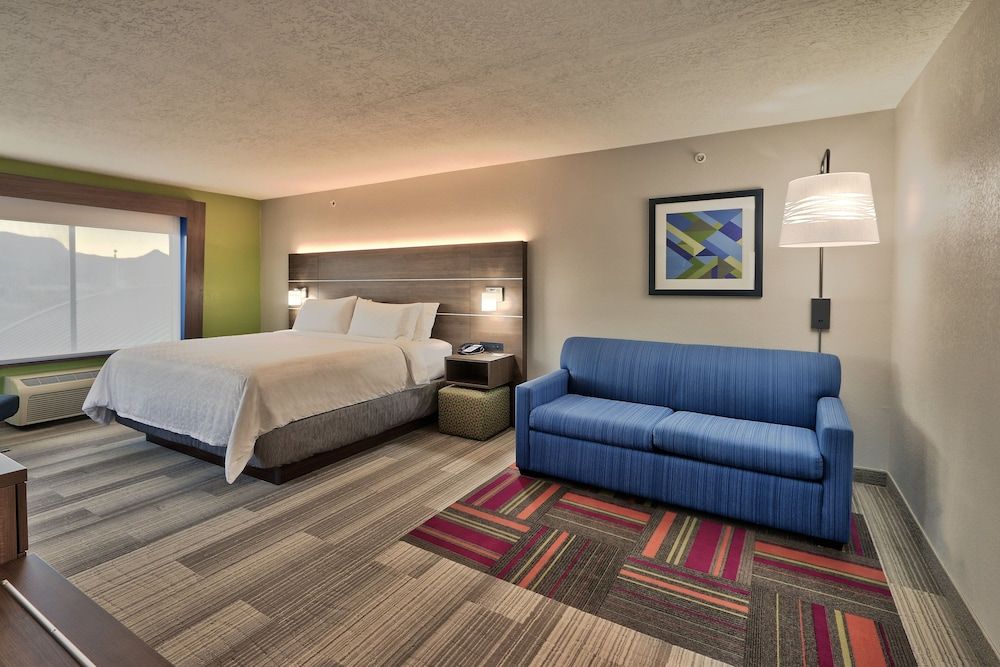 Suite, 1 King Bed