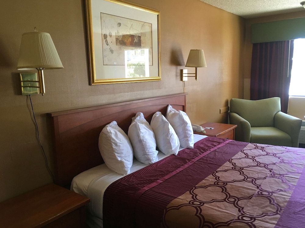 Americas Best Value Inn Carson City Room, 1 King Bed, Non Smoking 2