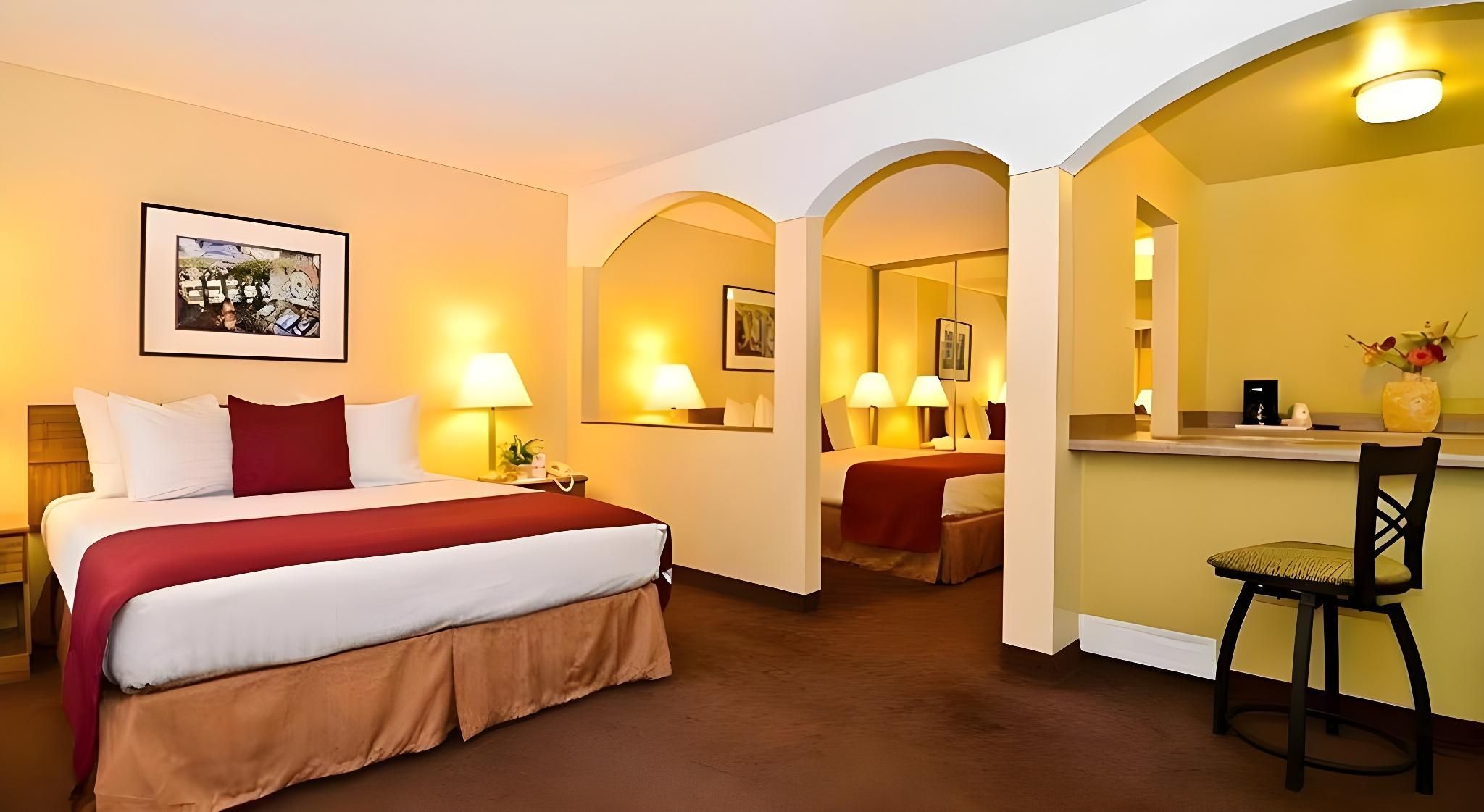 Mardi Gras Hotel & Casino 1 Queen Bed Non Smoking 5