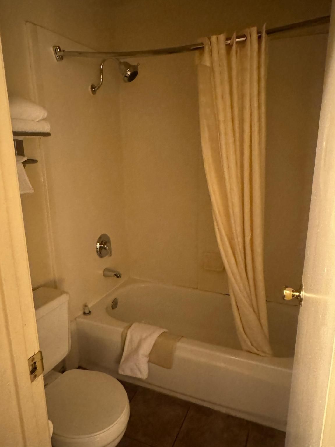 Mardi Gras Hotel & Casino 1 Queen Bed Non Smoking 11