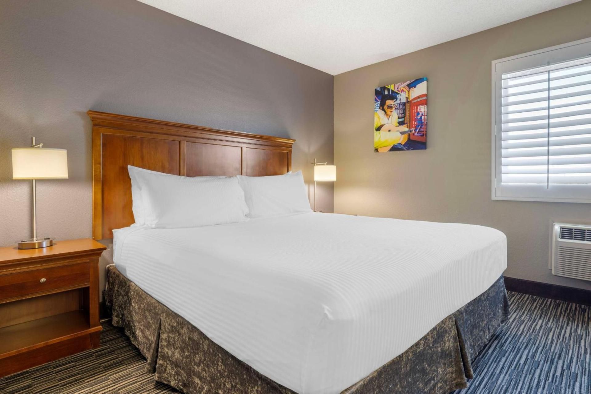 Best Western McCarran Inn 1 King Bed, Nonsmoking 2