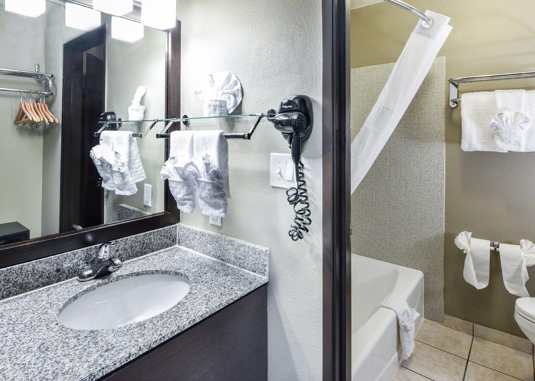 Best Western McCarran Inn 1 King Bed, Nonsmoking 3