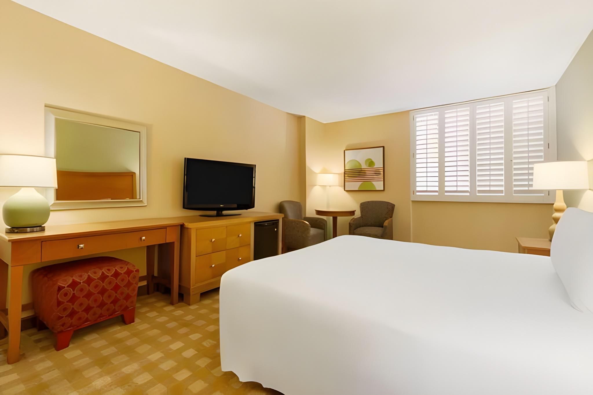 undefined California Hotel and Casino 3