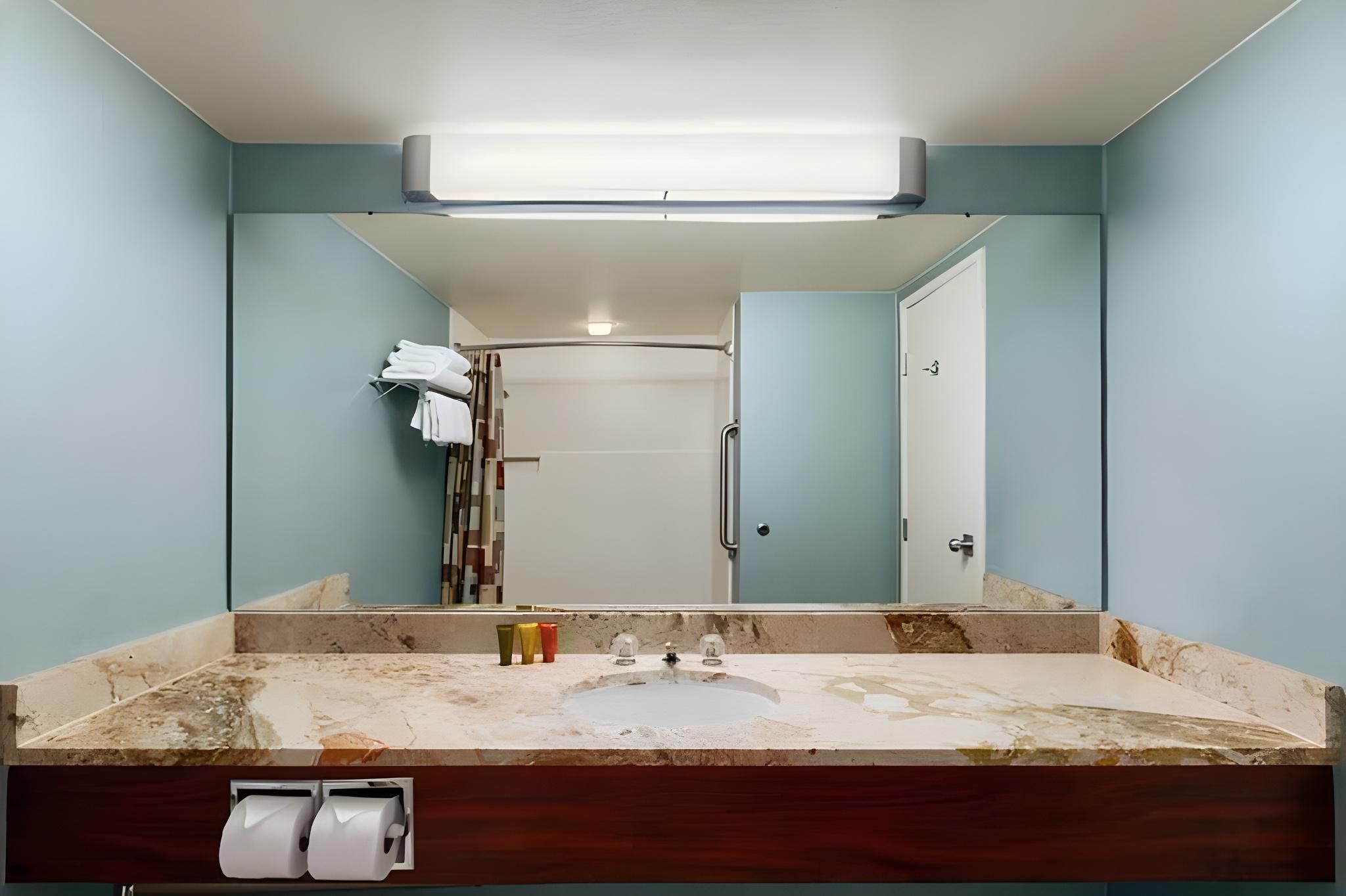 undefined California Hotel and Casino 4