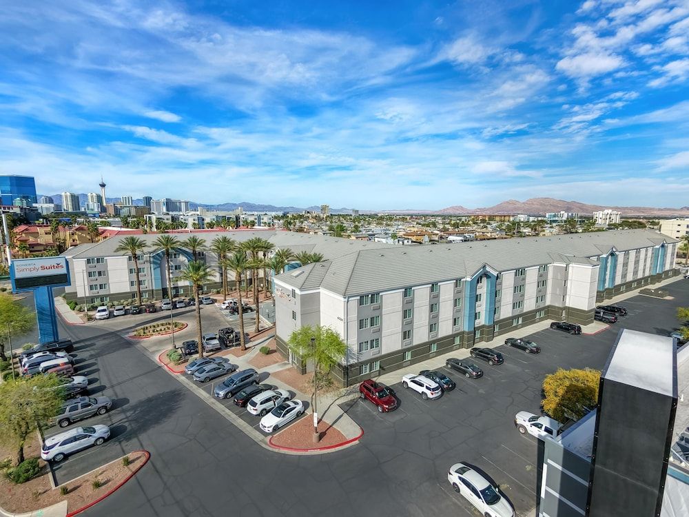 undefined Sonesta Simply Suites Las Vegas Convention Center 4