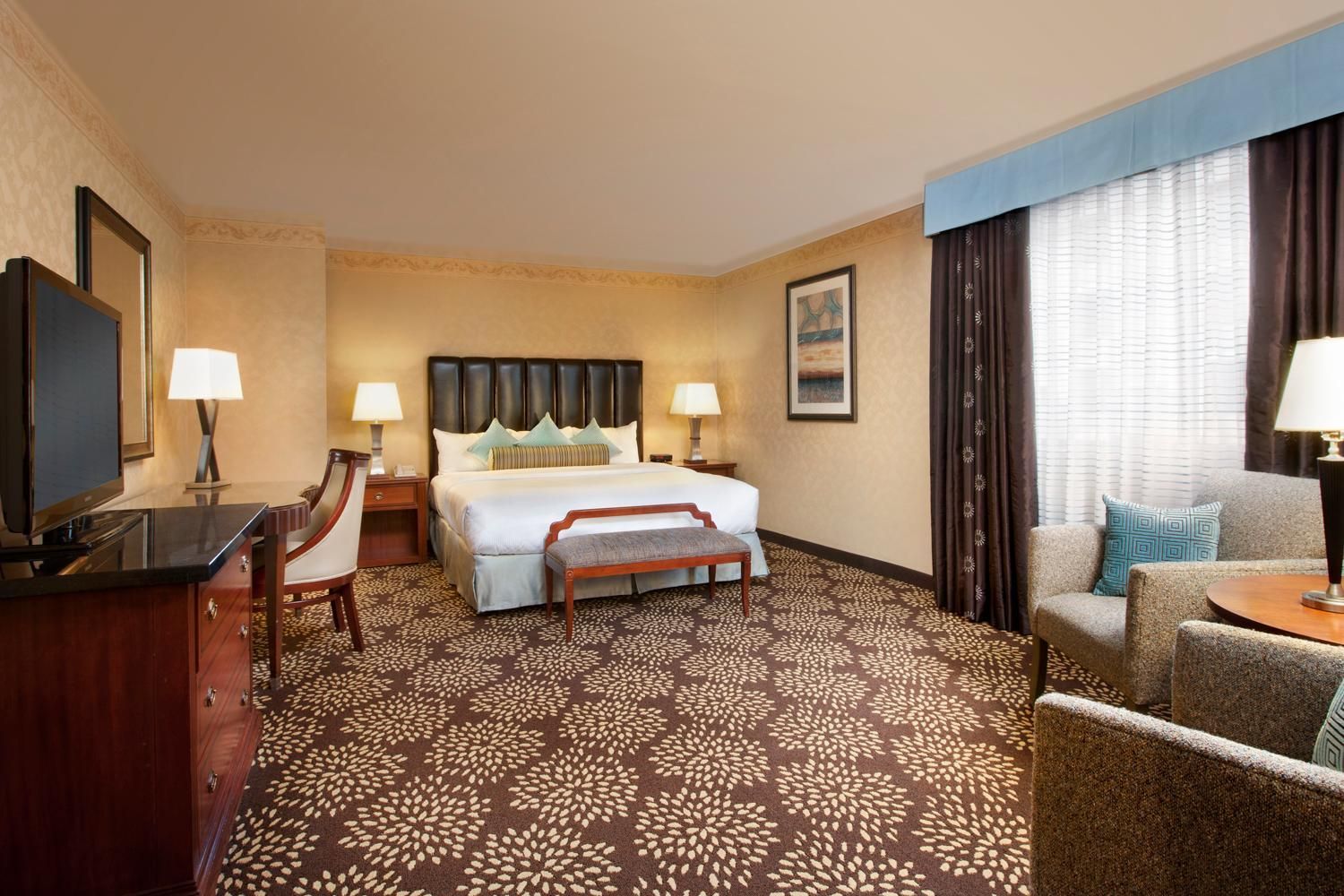 Casino Tower Deluxe King Suite with Sofa Bed and Refrigerator