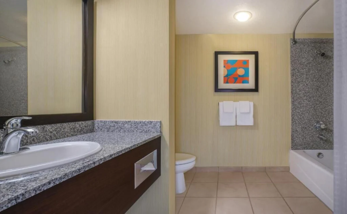 West Tower Deluxe King with Refrigerator