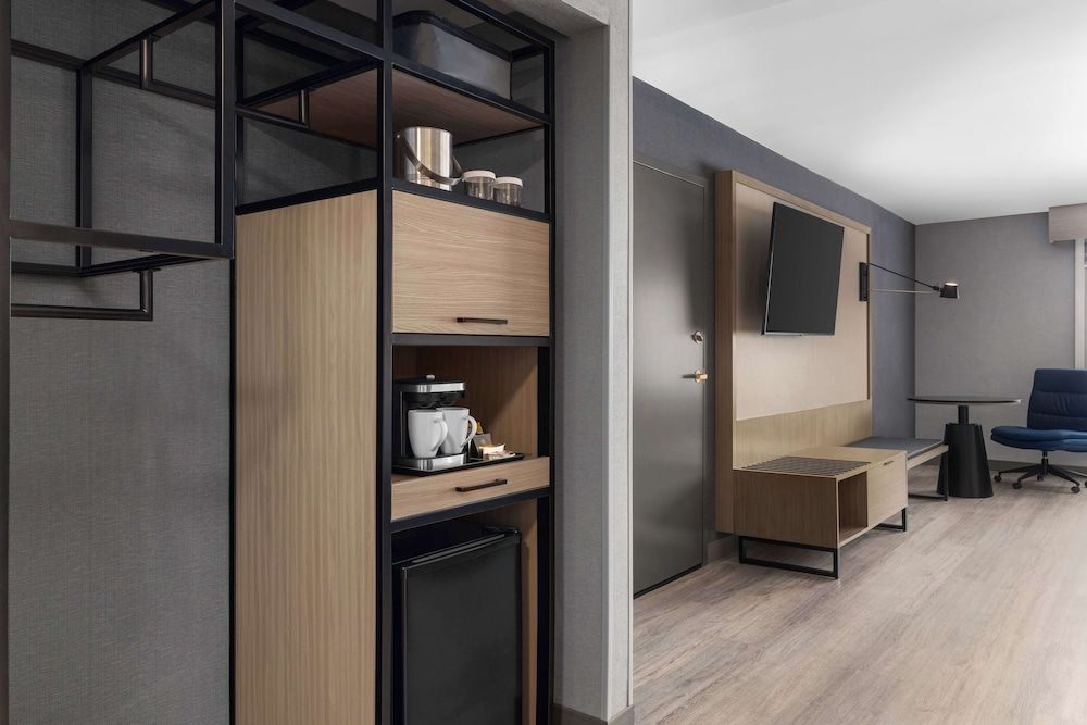 DoubleTree by Hilton Las Vegas Airport Room, 2 Queen Beds, Non Smoking 4