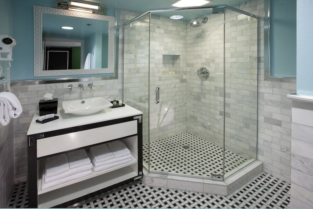 El Cortez Hotel and Casino - 21 and Over Room, Non Smoking (Cabana Petite) 3