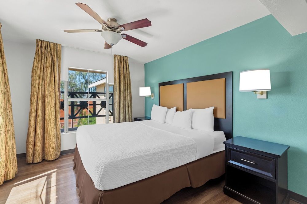 undefined MainStay Suites Las Vegas Flamingo
