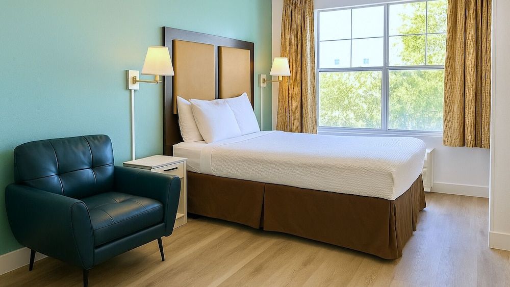 MainStay Suites Las Vegas Flamingo Suite, 1 Queen Bed, Non Smoking