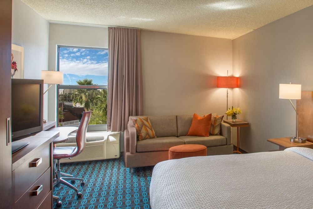 undefined Fairfield Inn Las Vegas Convention Center 3