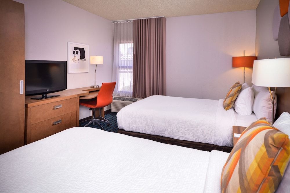 undefined Fairfield Inn Las Vegas Convention Center 9