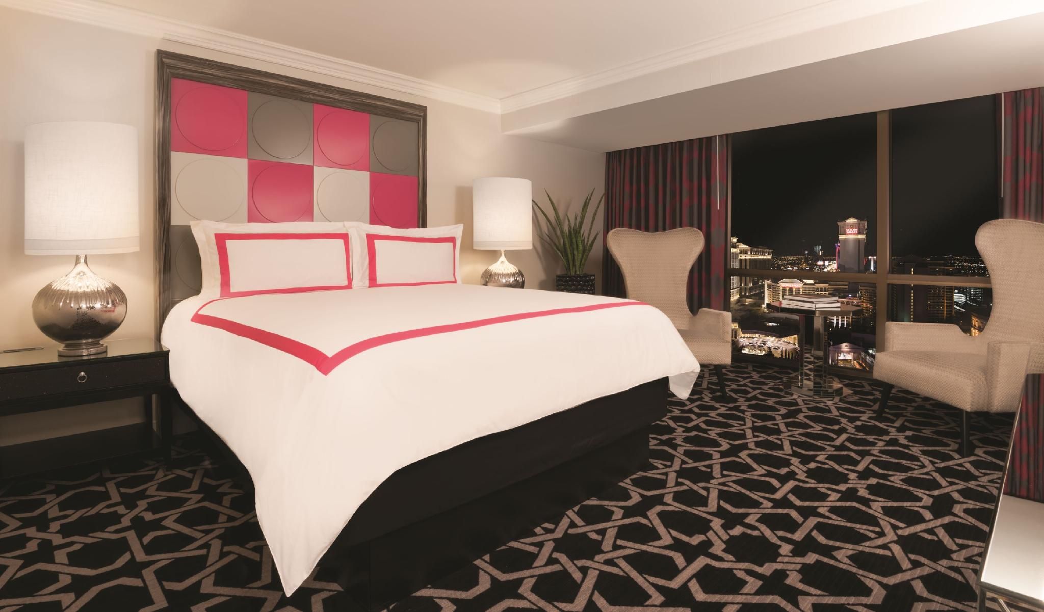 Forever Fab Suite with King Bed - Non-Smoking