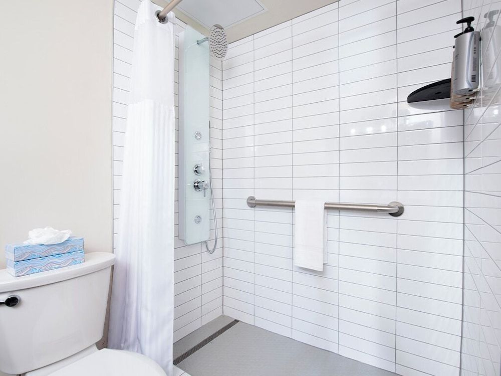 undefined Four Queens Hotel and Casino 9