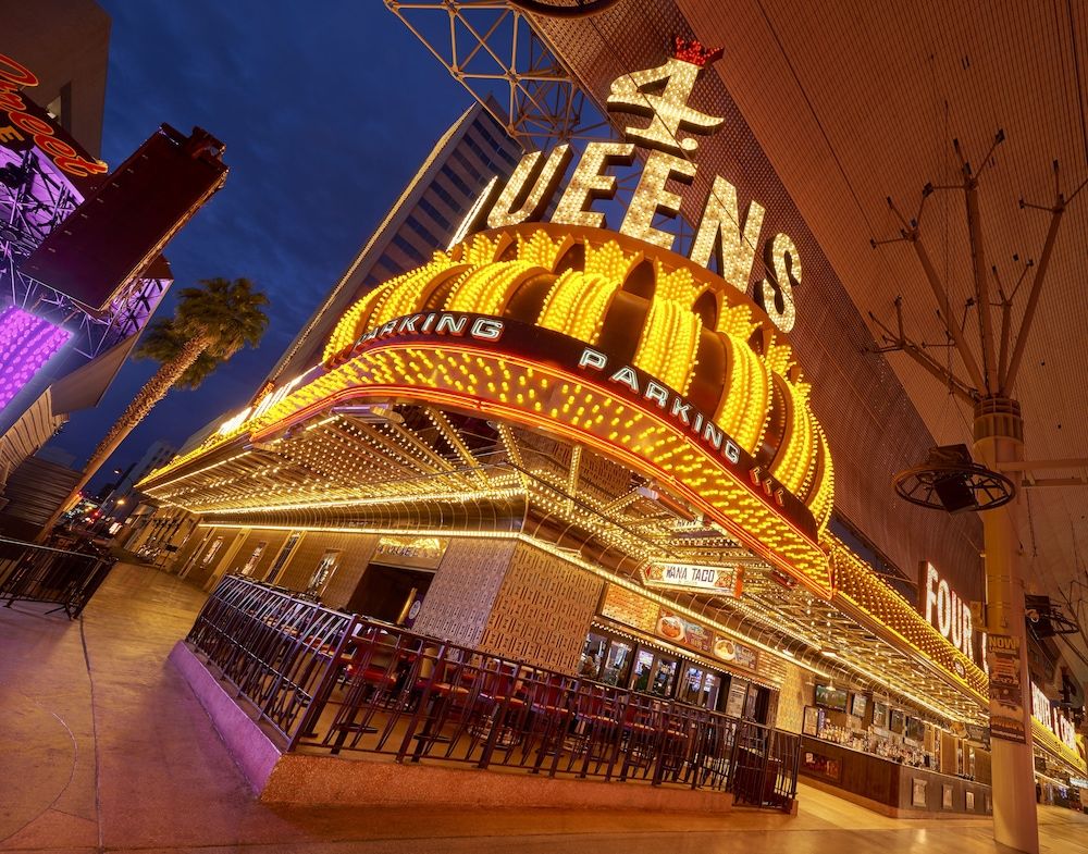 undefined Four Queens Hotel and Casino 6