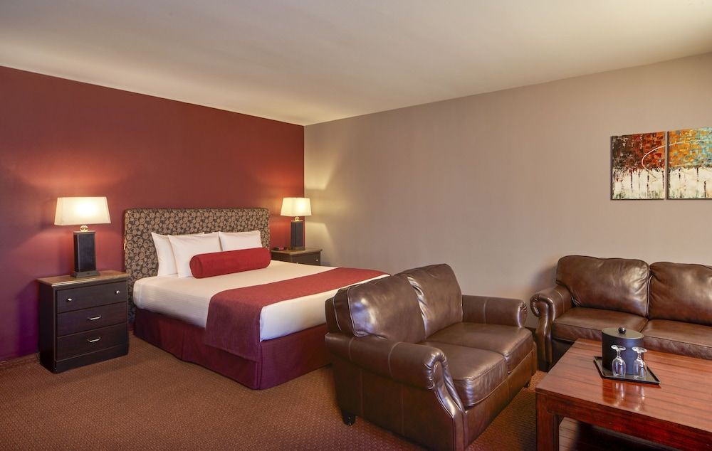 undefined Four Queens Hotel and Casino 6