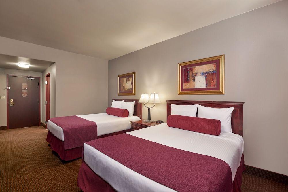undefined Four Queens Hotel and Casino 10