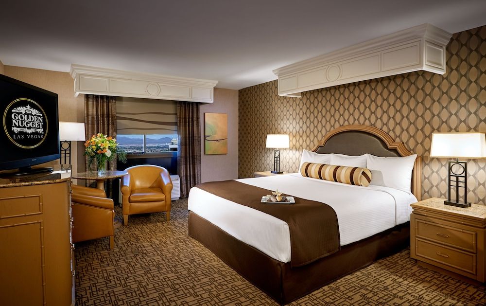 Golden Nugget Las Vegas Hotel & Casino Run of House Room 2