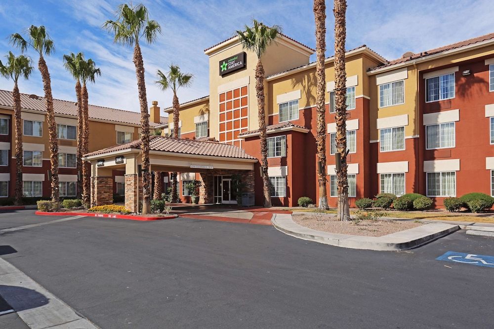undefined MainStay Suites Las Vegas Convention Center