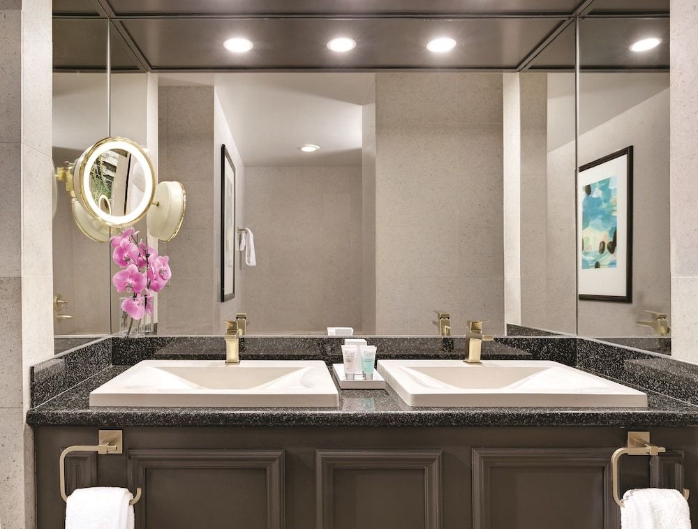 Tower One Bedroom Suite