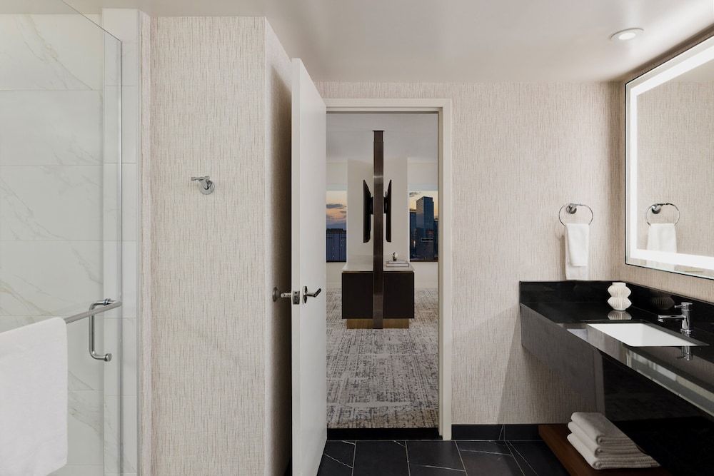 MGM Executive King Suite
