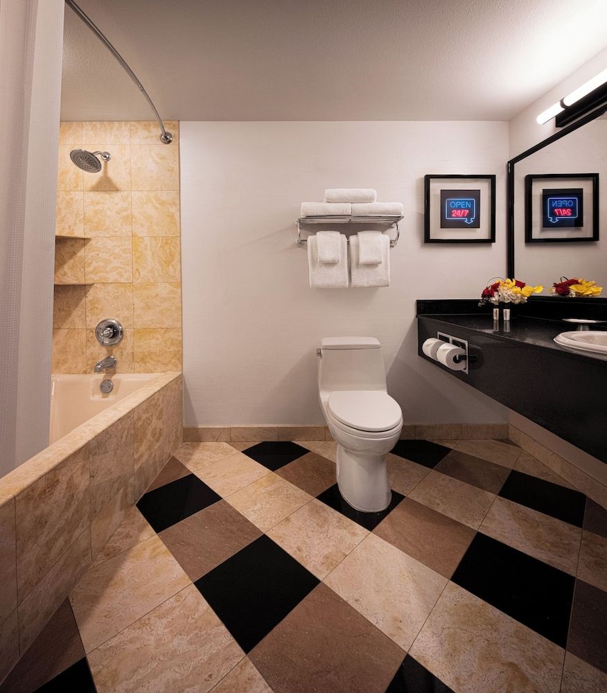 undefined New York-New York Hotel & Casino 6