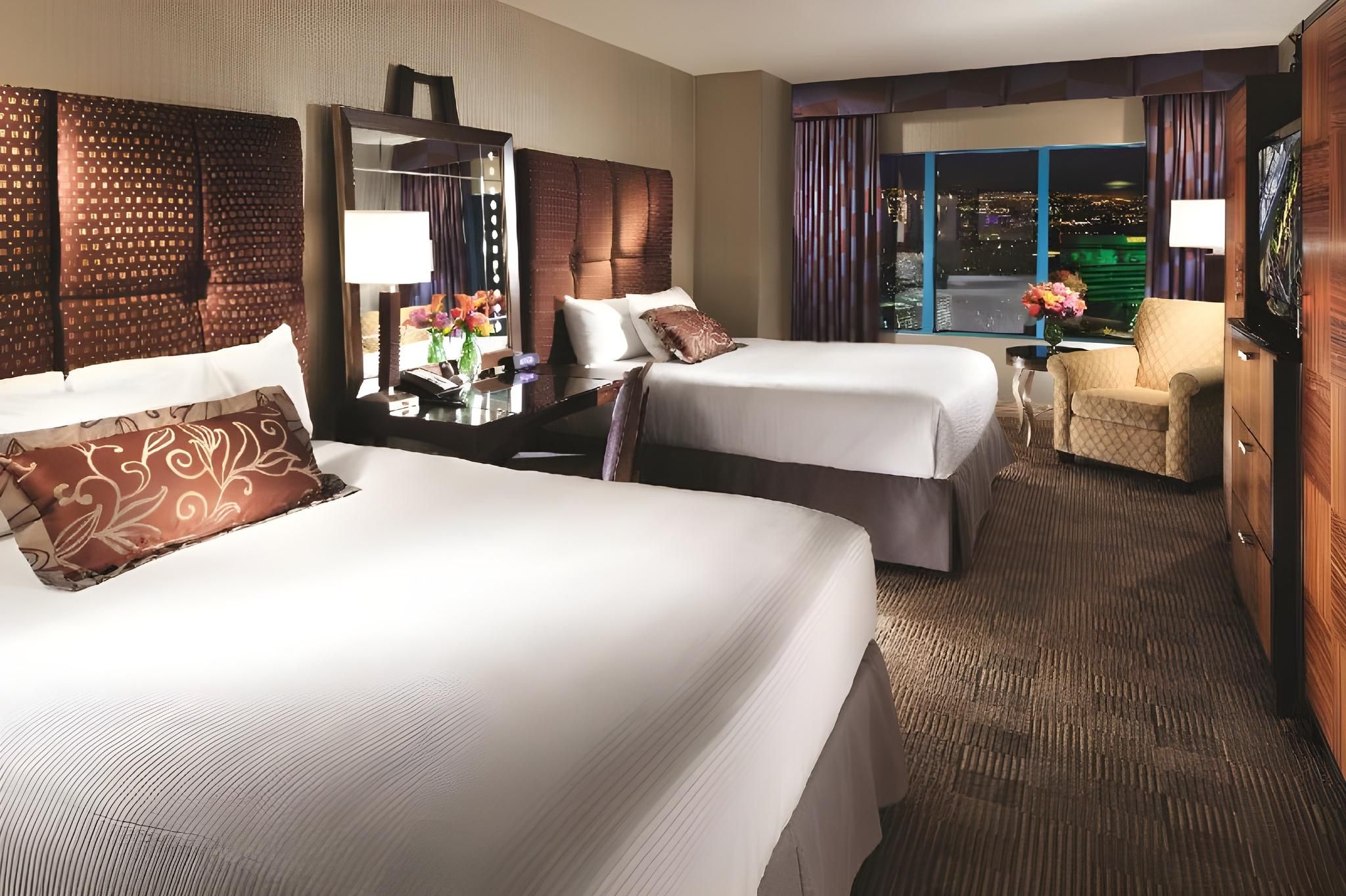New York-New York Hotel & Casino Soho Two Queen 4