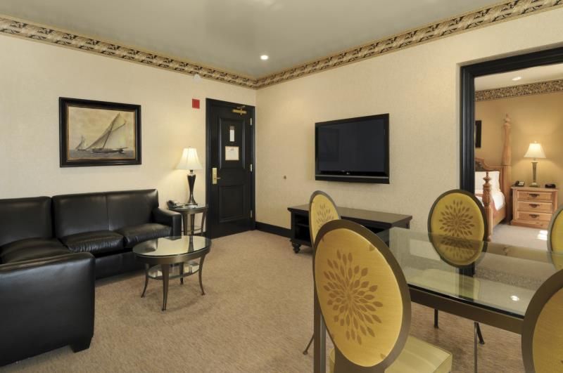 Executive Suite 1 Bedroom Non-Smoking