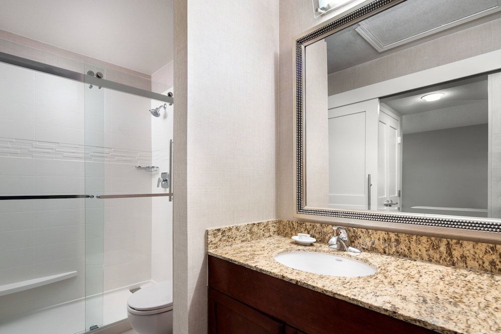 Residence Inn Las Vegas Convention Center by Marriott Studio, 1 Queen Bed with Sofa bed, Non Smoking 4