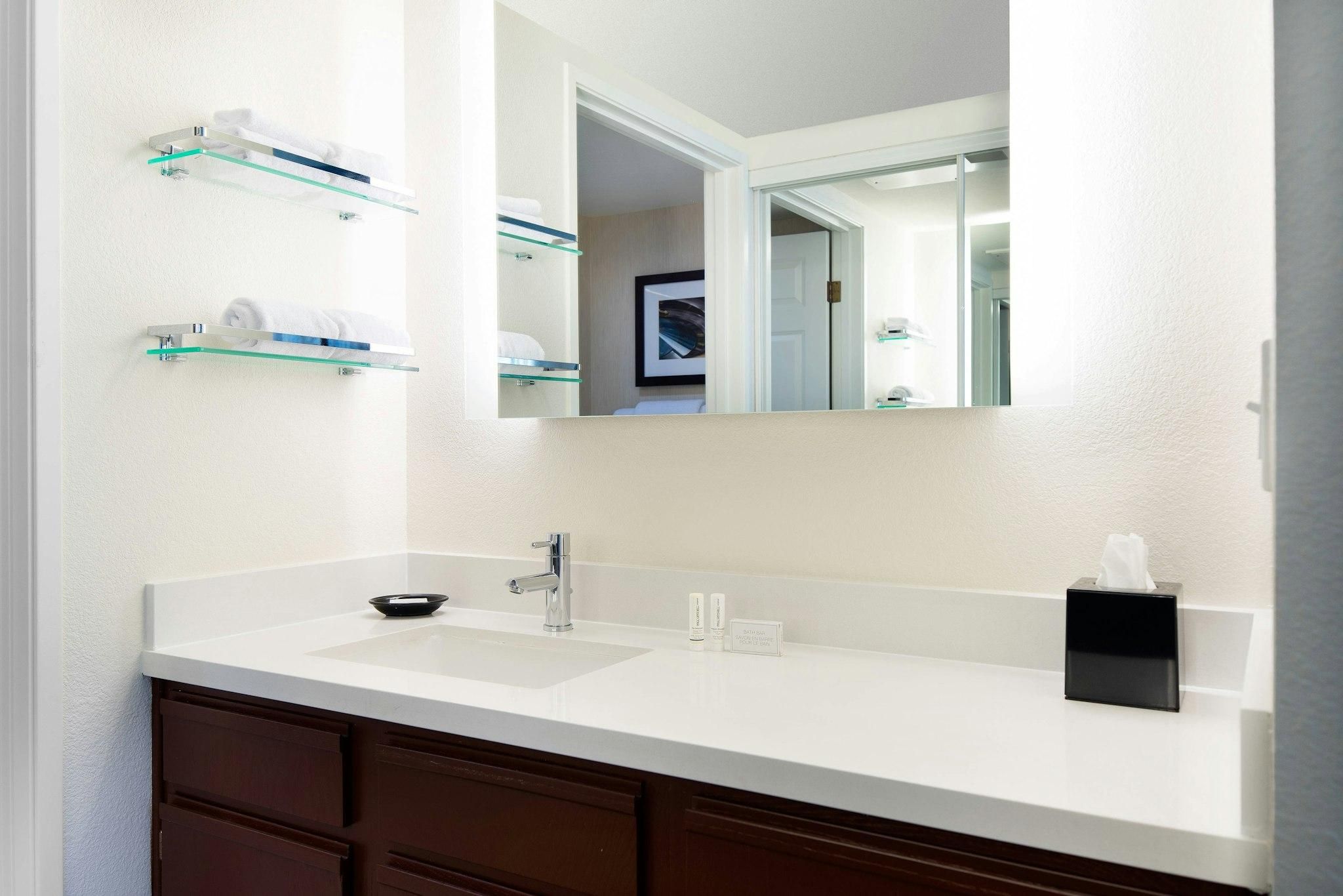 undefined Residence Inn by Marriott Las Vegas Hughes Center 7