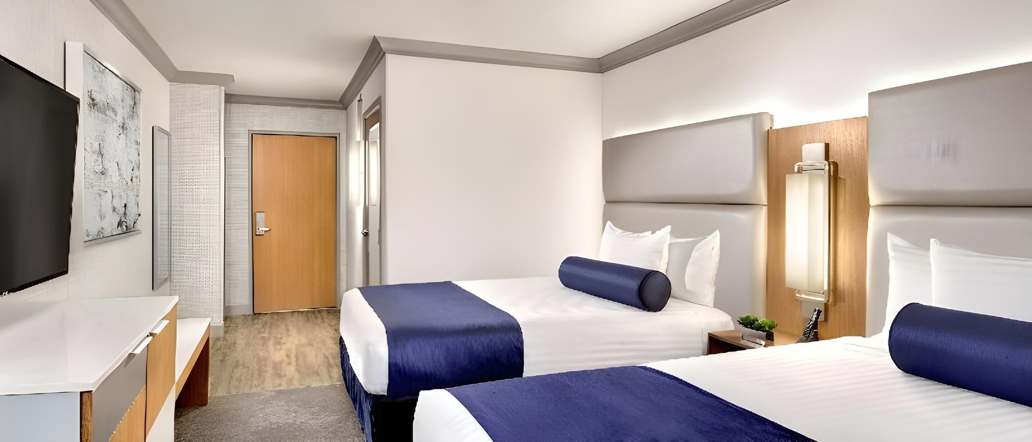 undefined The STRAT Hotel, Casino & Tower 9