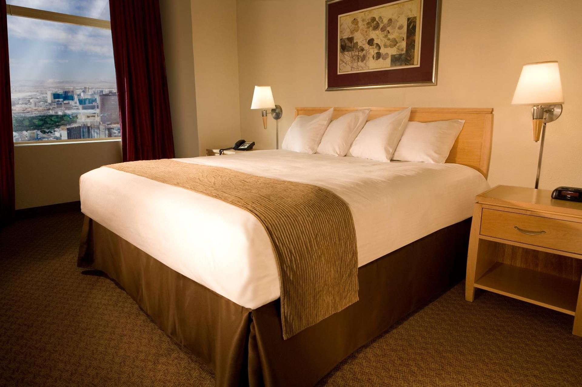 undefined The STRAT Hotel, Casino & Tower 5