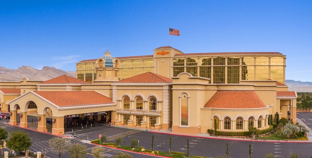 undefined Suncoast Hotel and Casino