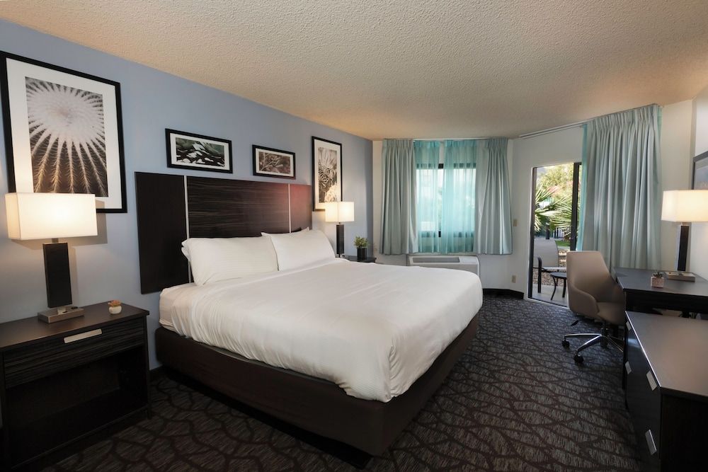 undefined Silver Sevens Hotel & Casino 6