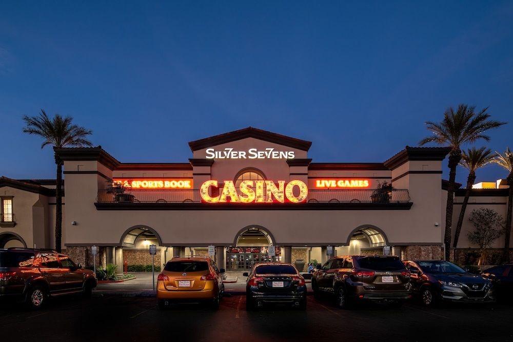 undefined Silver Sevens Hotel and Casino, a Wyndham Garden 4