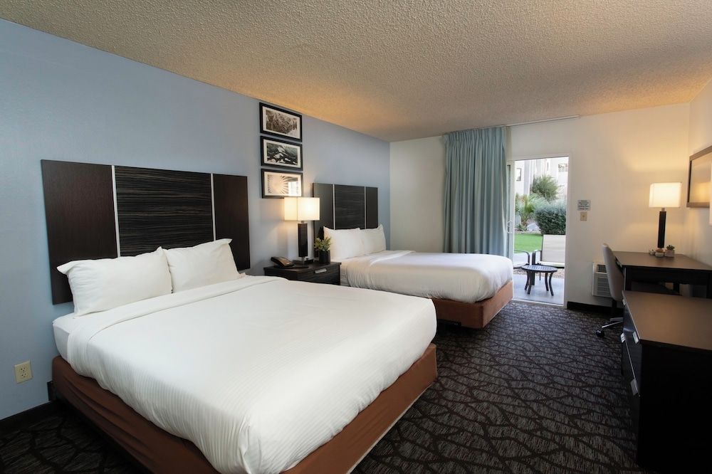 undefined Silver Sevens Hotel & Casino 3