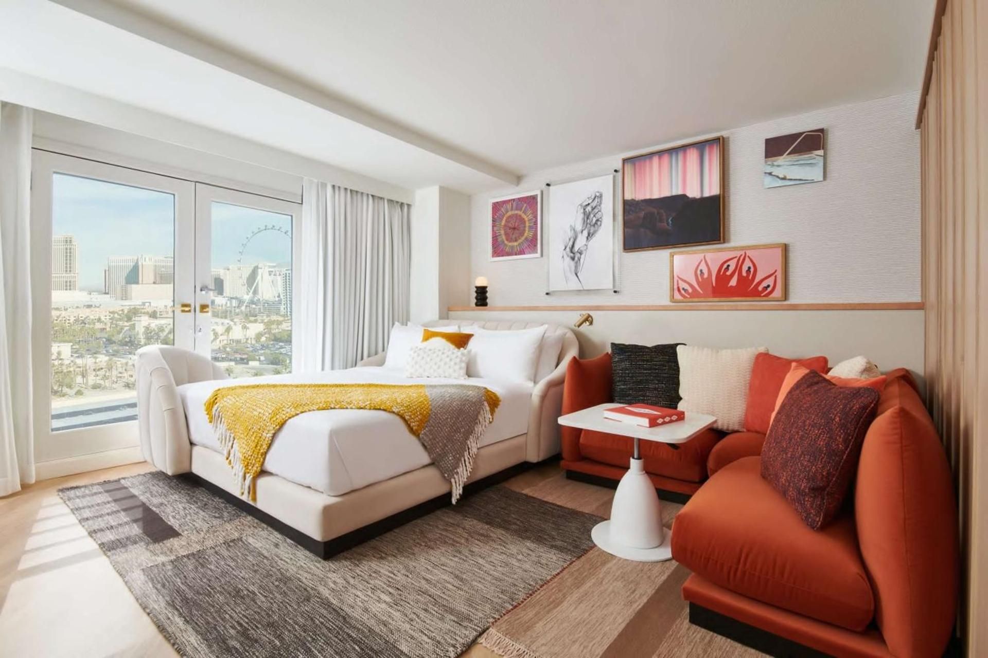Virgin Hotel Las Vegas, Curio Collection by Hilton King Chamber 2