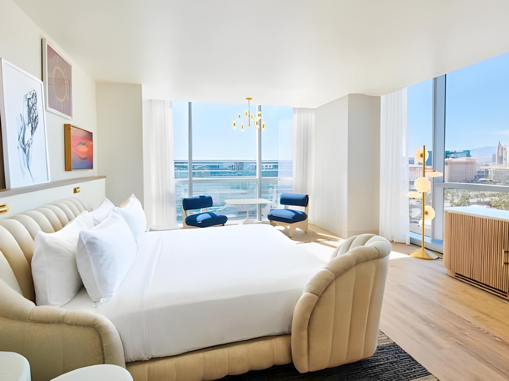 Canyon King Deluxe Grand Chamber Suite