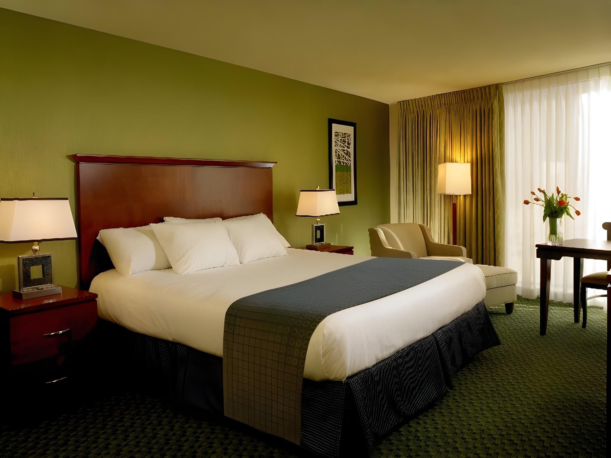 Luxury Guest Room - 2 Queens