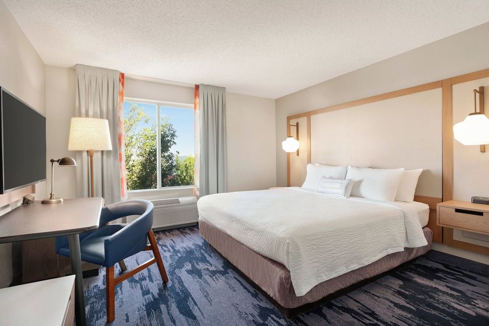 Room, 1 King Bed, Non Smoking