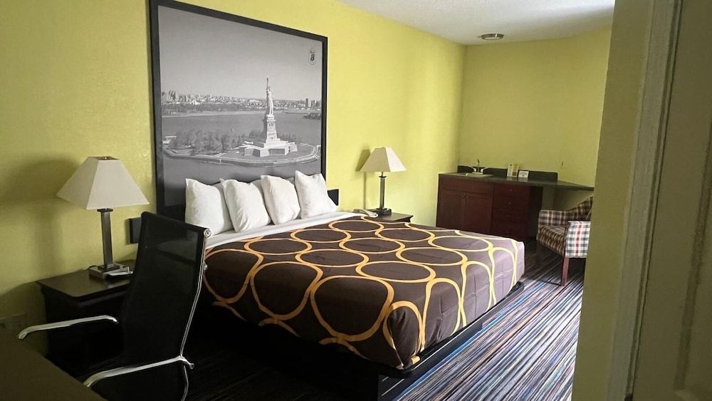 Room, 1 King Bed, Non Smoking